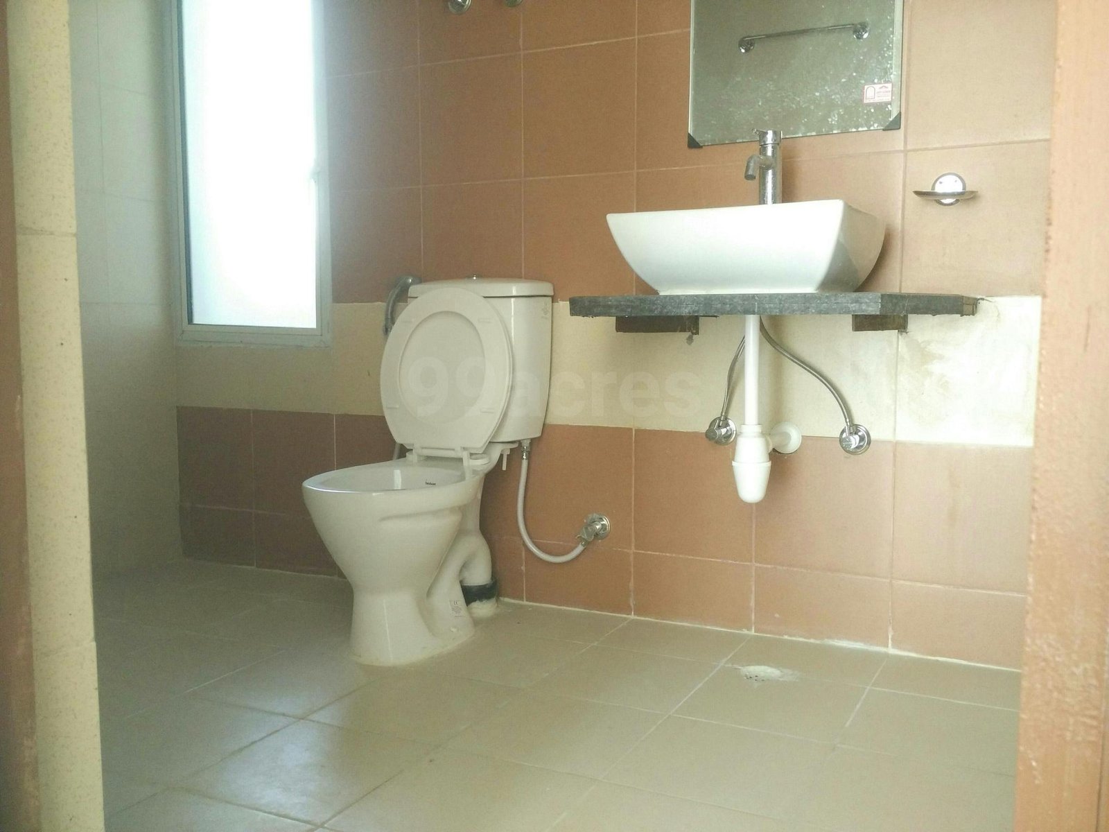 4 BHK flat available for rent in Mahagun mywood noida extension