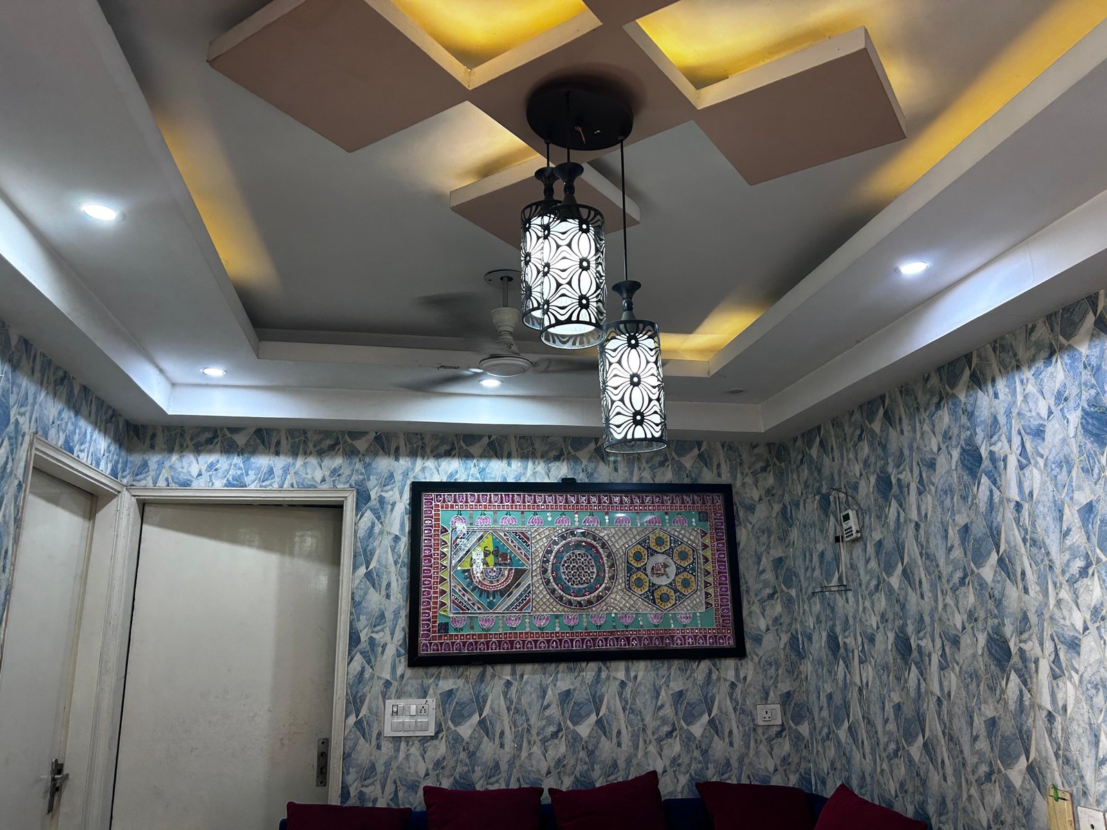3bhk semi furnished apartment