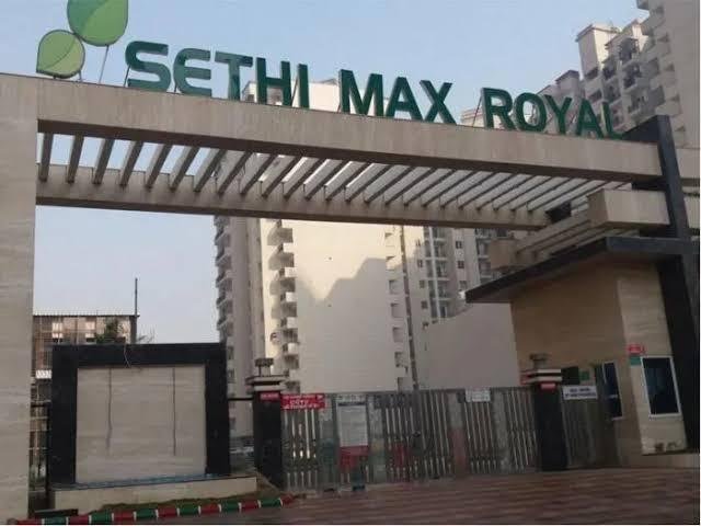 2BHK Flat Sale In Sethi Max Royal, Noida
