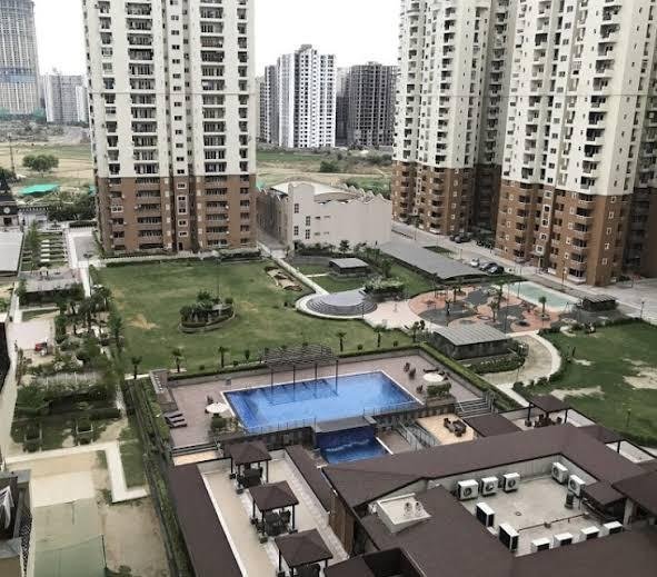 2BHK Flat Sale In Hyde Park, Noida