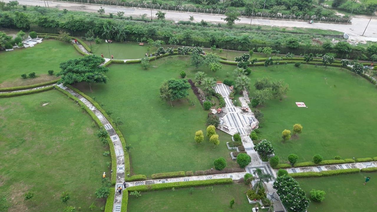 2Bhk flat available in Ace Aspaire socity sector 1 noida extension greater noida for sale