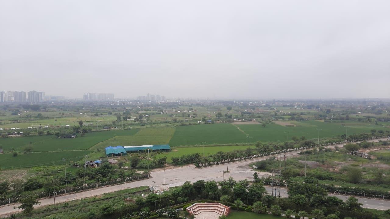 2Bhk flat available in Ace Aspaire socity sector 1 noida extension greater noida for sale