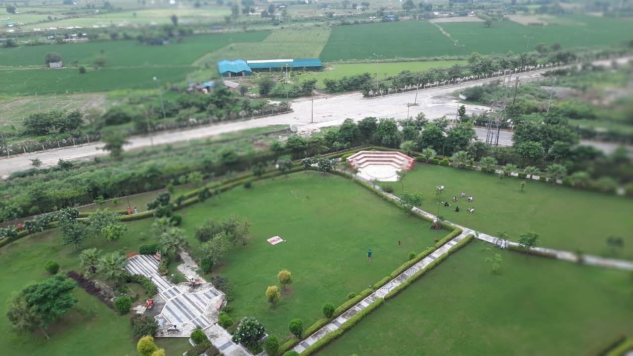 2Bhk flat available in Ace Aspaire socity sector 1 noida extension greater noida for sale